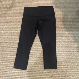Lulu lemon capri leggings